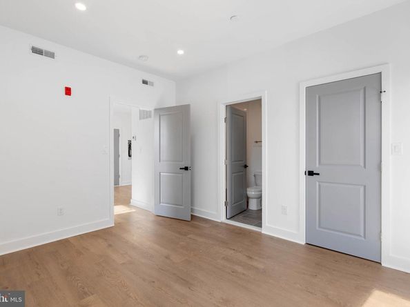1741 S 23rd Street, Philadelphia PA 19145