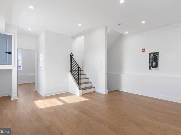 1741 S 23rd Street, Philadelphia PA 19145