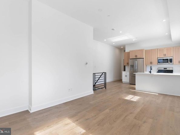 1741 S 23rd Street, Philadelphia PA 19145
