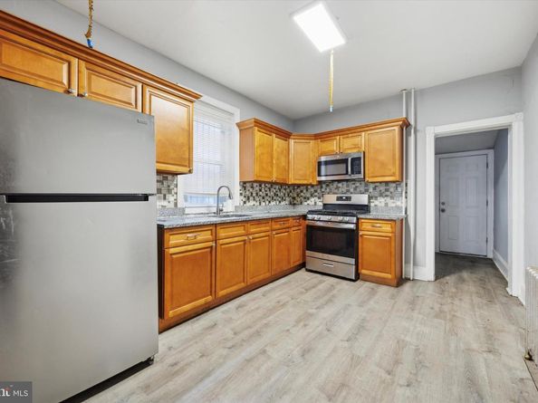 5611 Boyer Street, Philadelphia PA 19138