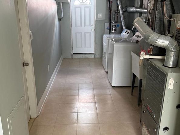 1353 Fanshawe Street, Philadelphia PA 19111