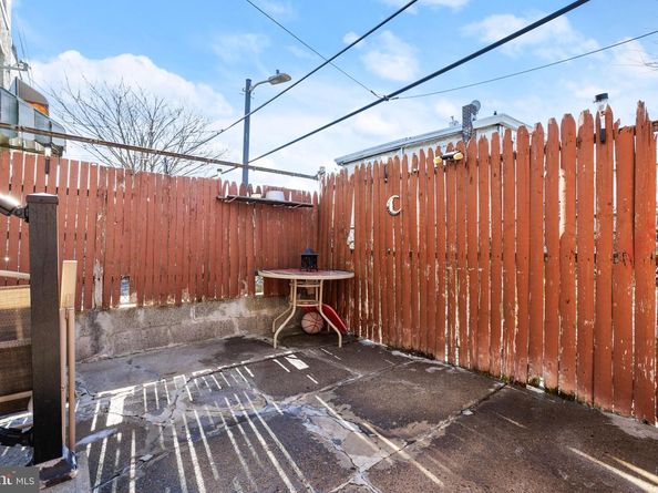2520 S Gross Street, Philadelphia PA 19142