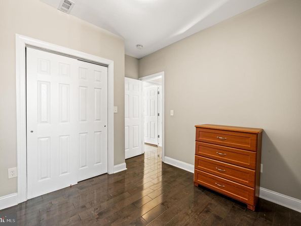 2633 Tasker Street, Philadelphia PA 19145