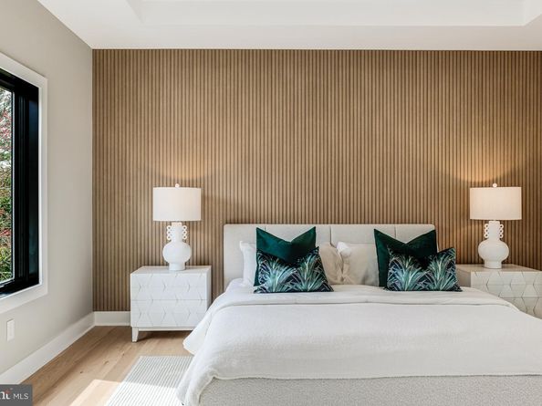 7400 Churchill Road, Mclean VA 22101