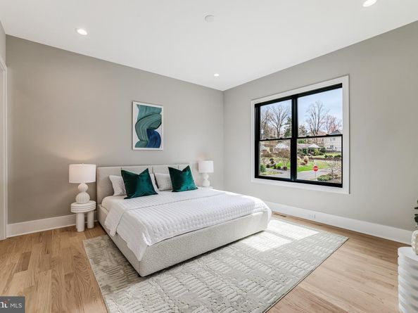 7400 Churchill Road, Mclean VA 22101