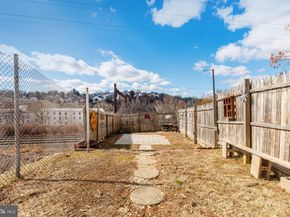 4664 Canton Street, Philadelphia PA 19127