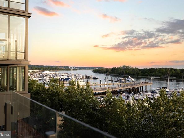 45 Sutton Square SW 1110, Washington DC 20024