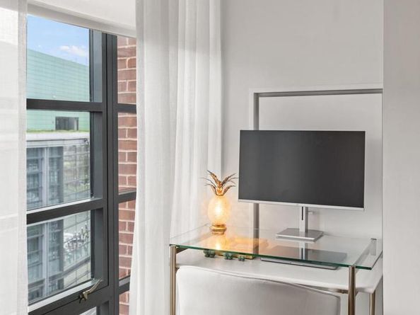 45 Sutton Square SW 1110, Washington DC 20024