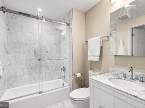 45 Sutton Square SW 1110, Washington DC 20024
