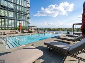 45 Sutton Square SW 1110, Washington DC 20024