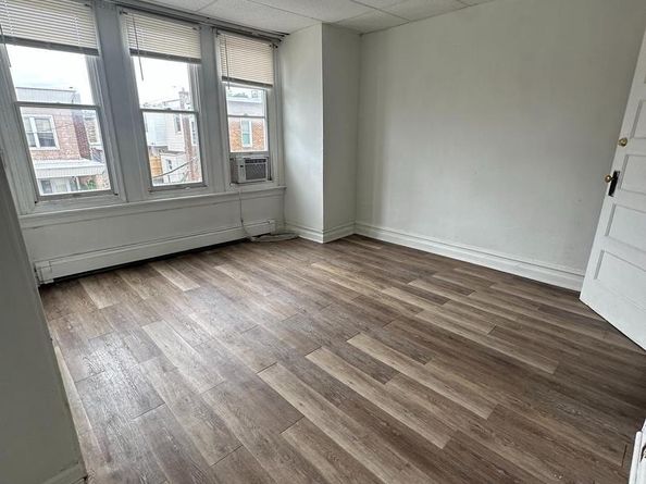 2047 Albright Street, Philadelphia PA 19134