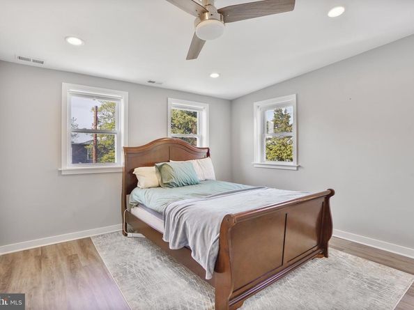 2116 R Street NE, Washington DC 20002
