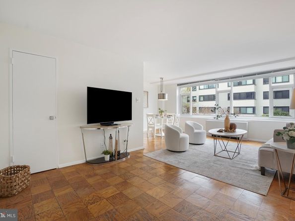 1545 18TH Street NW 303, Washington DC 20036