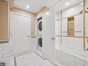 717 S Chris Columbus Boulevard 802, Philadelphia PA 19147