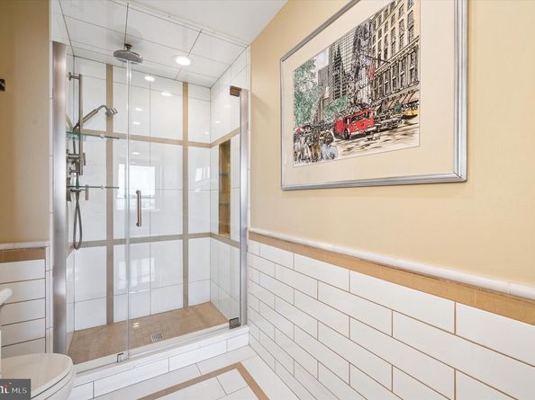 717 S Chris Columbus Boulevard 802, Philadelphia PA 19147