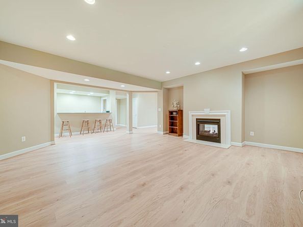 6424 Recreation Lane, Falls Church VA 22041