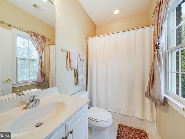 6424 Recreation Lane, Falls Church VA 22041
