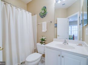 6424 Recreation Lane, Falls Church VA 22041