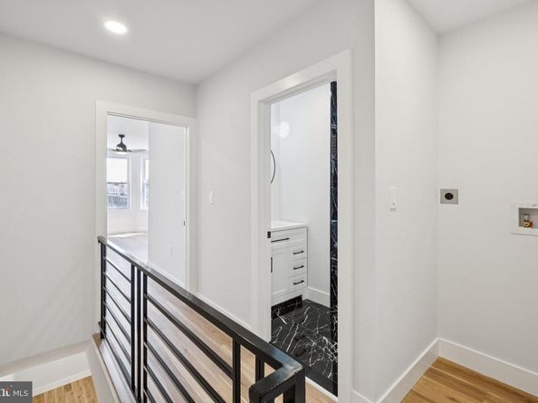 1039 E Chelten Avenue, Philadelphia PA 19138