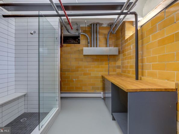 111 W Norris Street, Philadelphia PA 19122