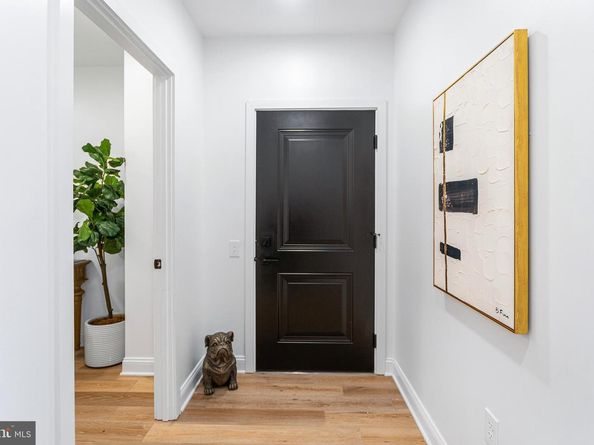 1229 King Street 201, Alexandria VA 22314