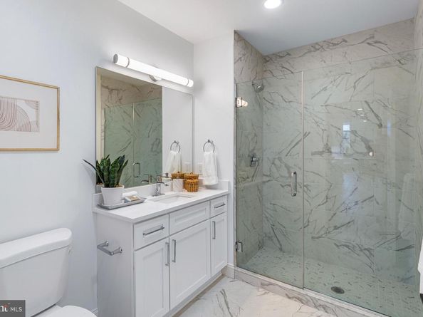 1229 King Street 201, Alexandria VA 22314