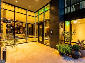 223 S 6TH Street 301, Philadelphia PA 19106