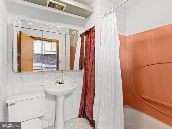 1909 Morris Street, Philadelphia PA 19145