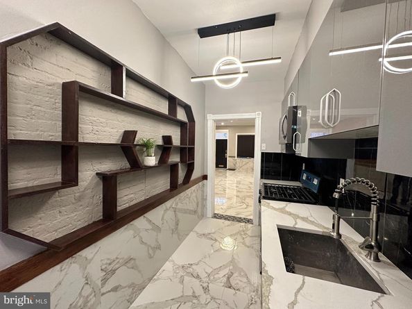 311 Gaskill Street, Philadelphia PA 19147