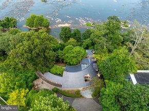 1159 Crest Lane, Mclean VA 22101