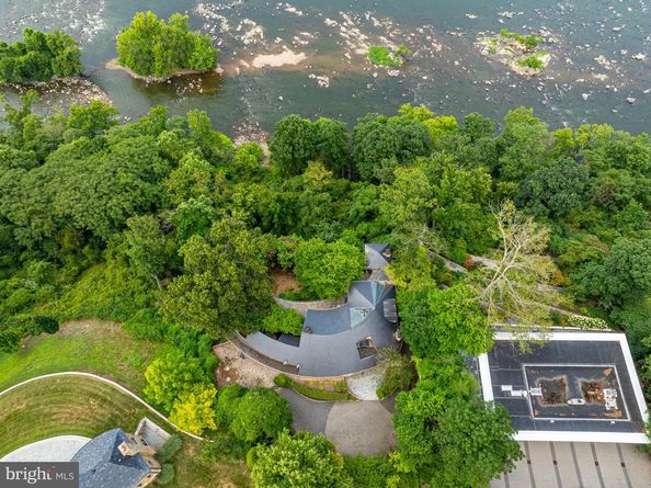 1159 Crest Lane, Mclean VA 22101