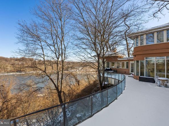 1159 Crest Lane, Mclean VA 22101