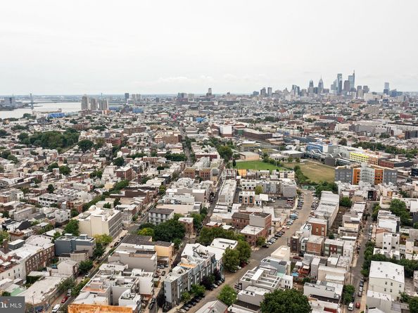 2214 E York Street, Philadelphia PA 19125