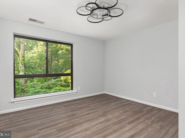 1701 Gainesville Street SE 101, Washington DC 20020