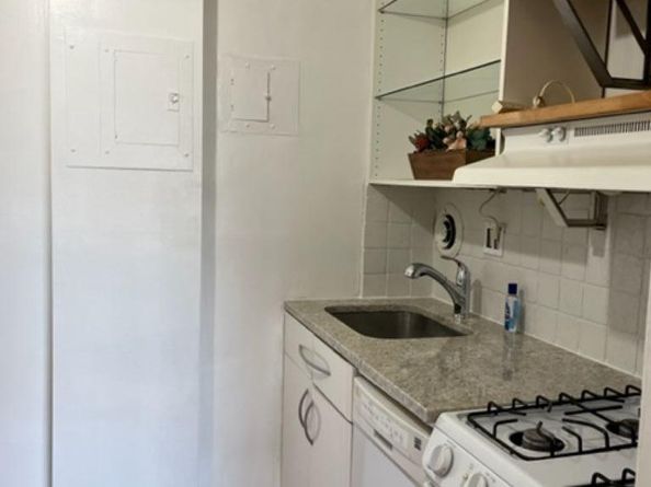 1111 Arlington Boulevard 706, Arlington VA 22209