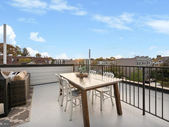 122 E Sharpnack Street, Philadelphia PA 19119