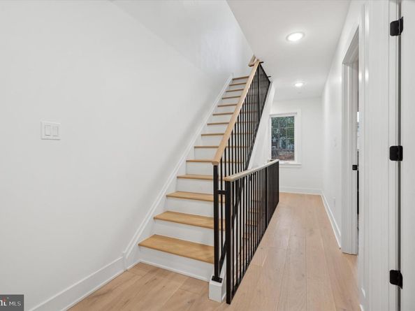 122 E Sharpnack Street, Philadelphia PA 19119