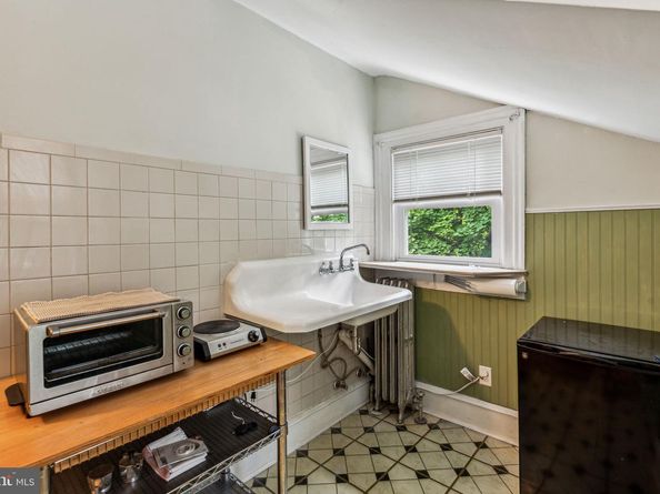 6607 N 13TH Street, Philadelphia PA 19126