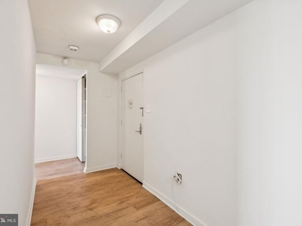 604 S Washington Square 1505, Philadelphia PA 19106