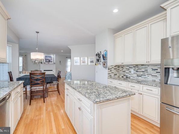 2410 Dakota Lakes Drive, Herndon VA 20171
