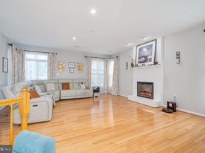 2410 Dakota Lakes Drive, Herndon VA 20171