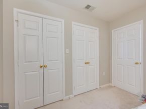 2410 Dakota Lakes Drive, Herndon VA 20171