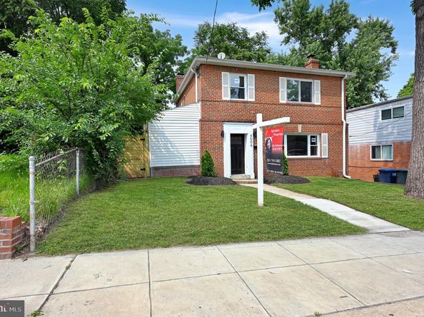 4504 Clay Street NE, Washington DC 20019