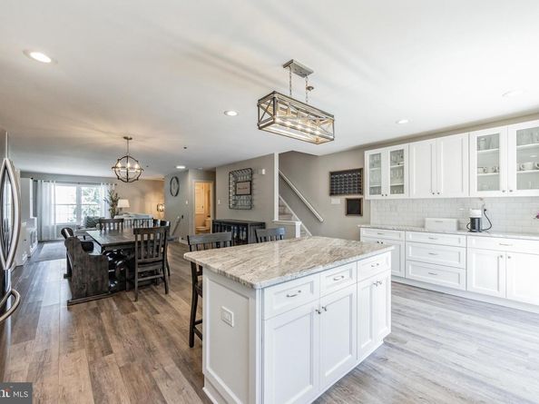515 Williamsburg Way, King Of Prussia PA 19406