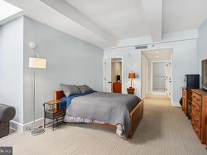 1500 Chestnut Street 20H, Philadelphia PA 19102