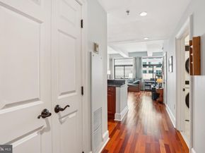 1500 Chestnut Street 20H, Philadelphia PA 19102