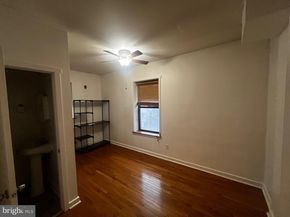 1739 W Montgomery Avenue, Philadelphia PA 19121