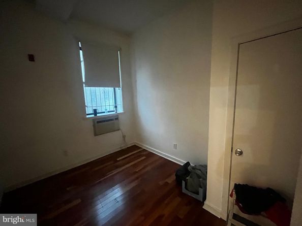 1739 W Montgomery Avenue, Philadelphia PA 19121