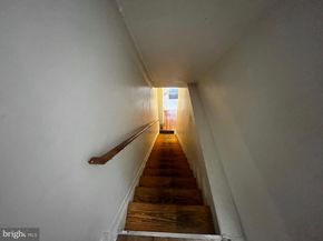 1739 W Montgomery Avenue, Philadelphia PA 19121