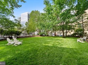 2001 Hamilton Street 1029, Philadelphia PA 19130
